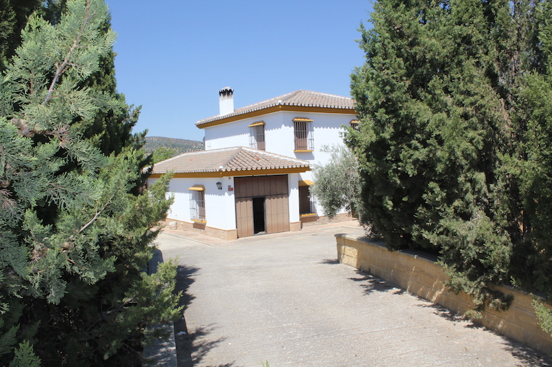 Riogordo, Malaga, Andalucia, Spain 29180, 4 Bedrooms Bedrooms, ,3 BathroomsBathrooms,Villa,Vacation Rental,3545