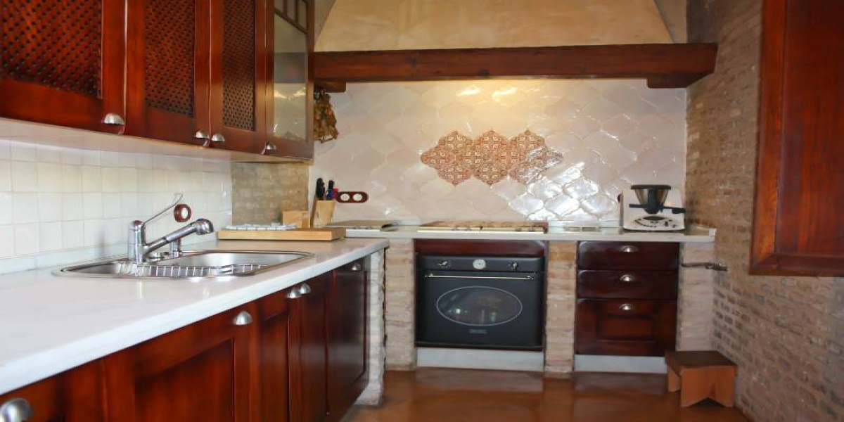 Sevilla, Sevilla, Andalucia, Spain 41001, 4 Bedrooms Bedrooms, ,3 BathroomsBathrooms,house/cottage,For Sale,3628