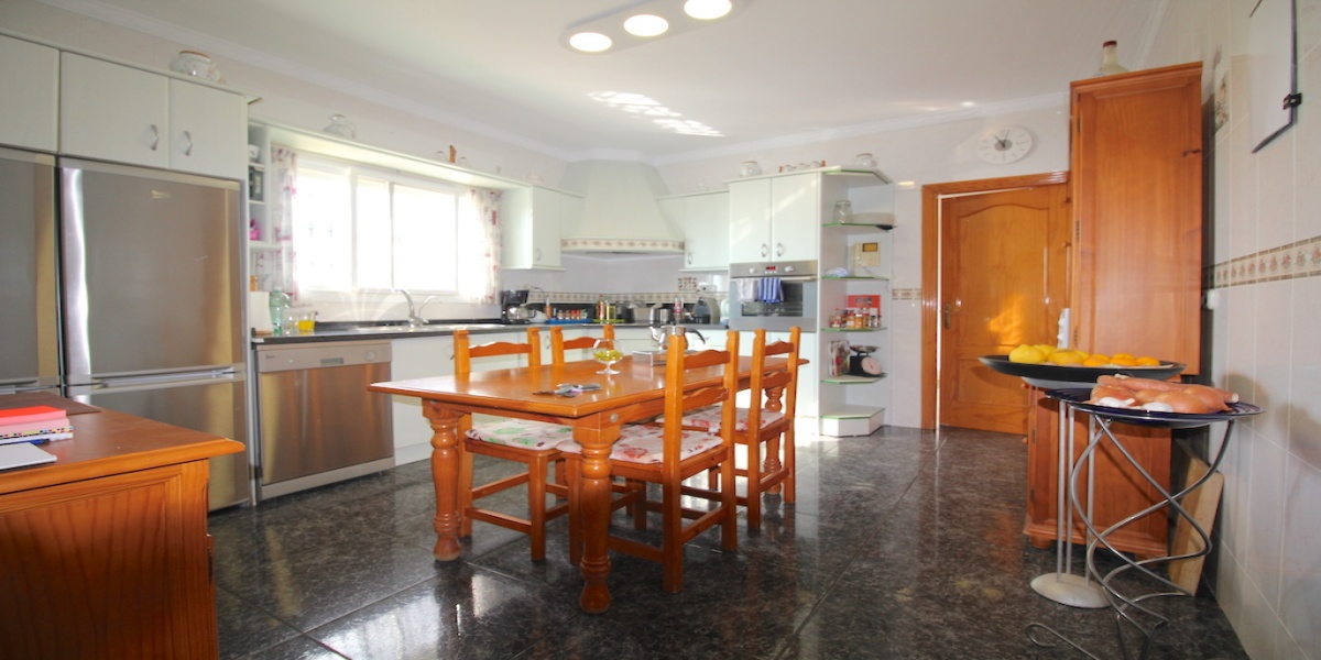 Lagos, Malaga, Andalucia, Spain 29760, 4 Bedrooms Bedrooms, ,2 BathroomsBathrooms,House/Cottage,For sale,4032