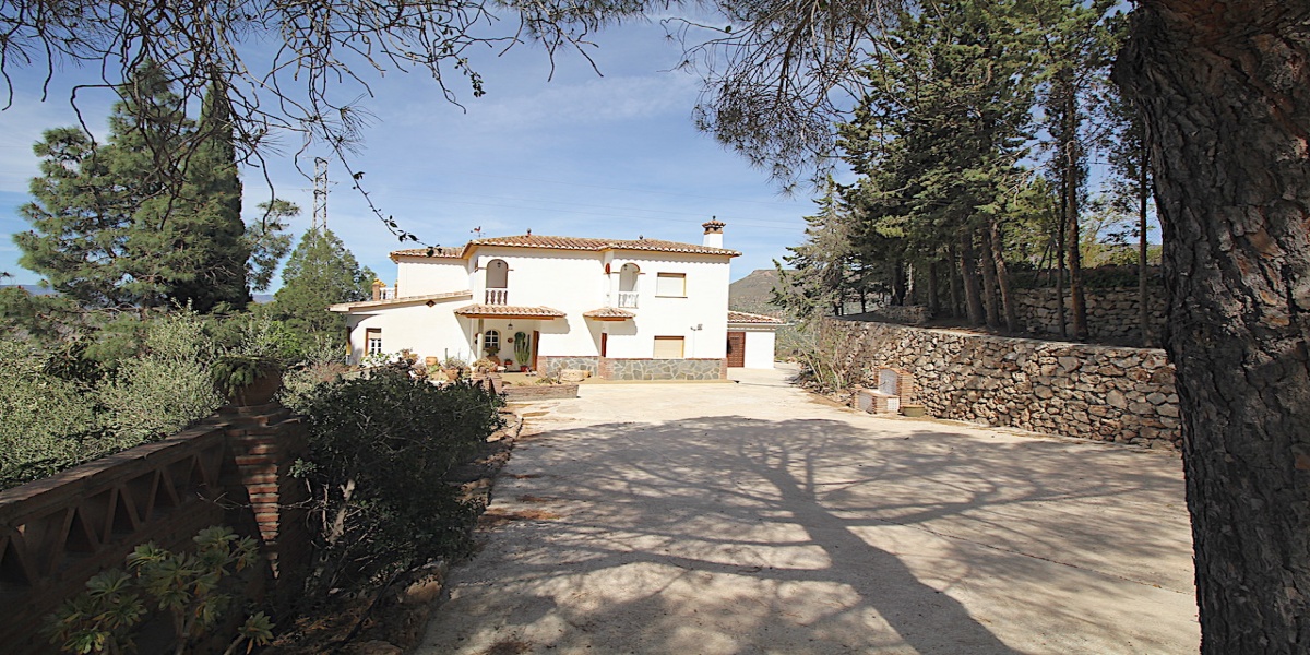 Los Colmenares, Alcaucín, Malaga, Andalusia, Spagna 29711, 6 Bedrooms Bedrooms, ,3 BathroomsBathrooms,House/Cottage,For Sale,Los Colmenares,4233