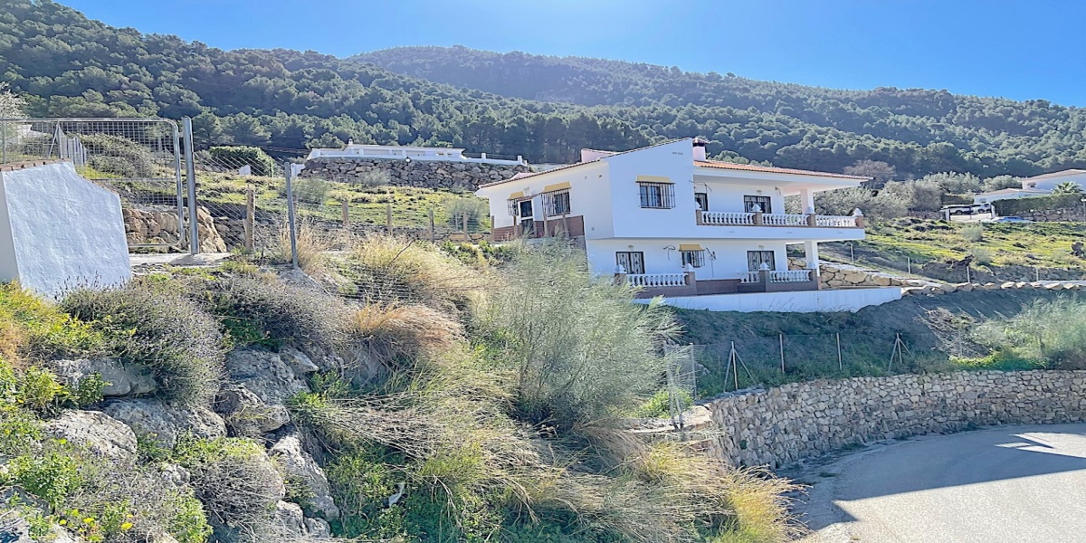 Camino de los Colmenares, Alcaucín, Malaga, Andalucia, España 29711, 3 Bedrooms Bedrooms, ,2 BathroomsBathrooms,House/Cottage,For Rent,Camino de los Colmenares,4273