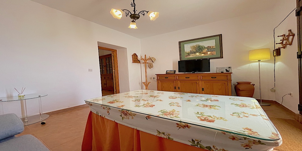 N-340, Almayate, Malaga, Andalucia, España 29749, 3 Bedrooms Bedrooms, 0 ,2 BathroomsBathrooms,house/cottage,For Rent,N-340,0,4309