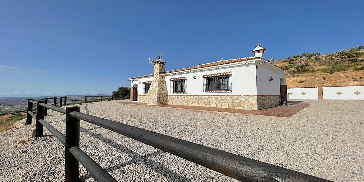 Las Provincias, Alcaucín, Malaga, Andalucia, Spain 29711, 3 Bedrooms Bedrooms, ,2 BathroomsBathrooms,House/Cottage,For Rent,Las Provincias,4313