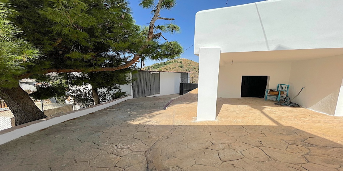 Pasada de Granadillo, Canillas de Aceituno, Malaga, Andalucia, Spain 29716, 4 Bedrooms Bedrooms, ,1 BathroomBathrooms,House/Cottage,For Rent,Pasada de Granadillo,4314