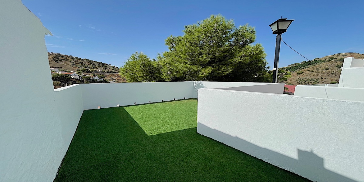 Pasada de Granadillo, Canillas de Aceituno, Malaga, Andalucia, Spain 29716, 4 Bedrooms Bedrooms, ,1 BathroomBathrooms,House/Cottage,For Rent,Pasada de Granadillo,4314