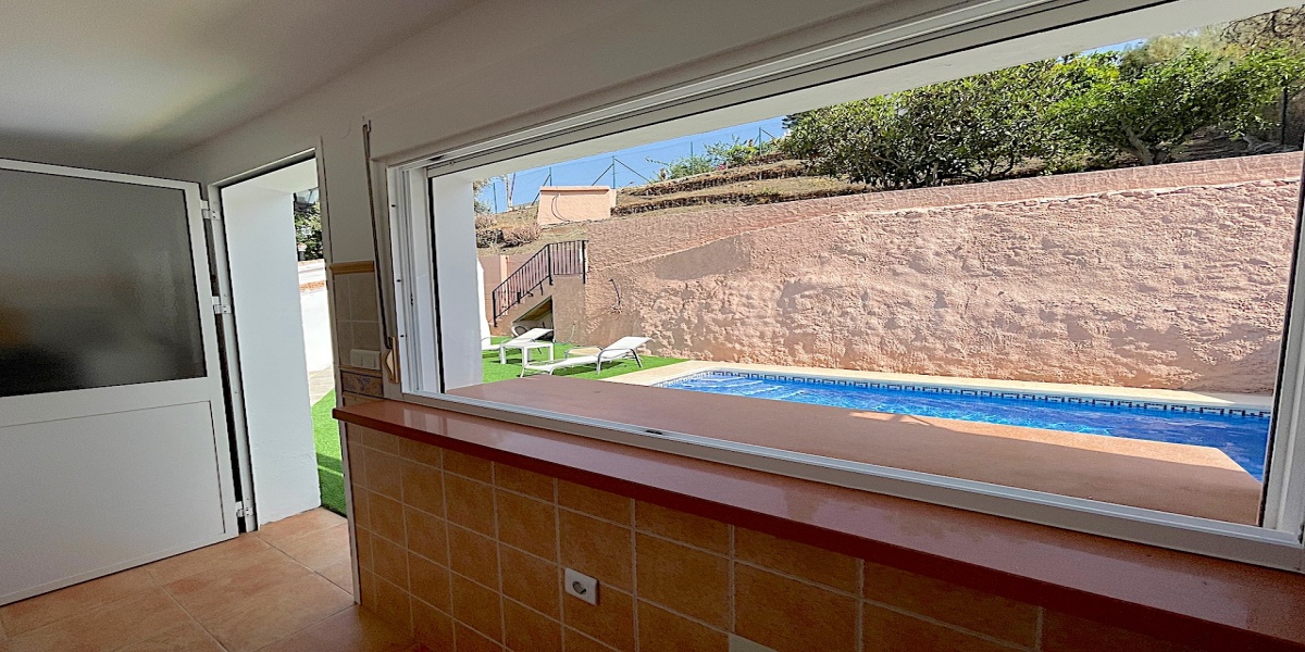 Pasada de Granadillo, Canillas de Aceituno, Malaga, Andalucia, Spain 29716, 4 Bedrooms Bedrooms, ,1 BathroomBathrooms,House/Cottage,For Rent,Pasada de Granadillo,4314