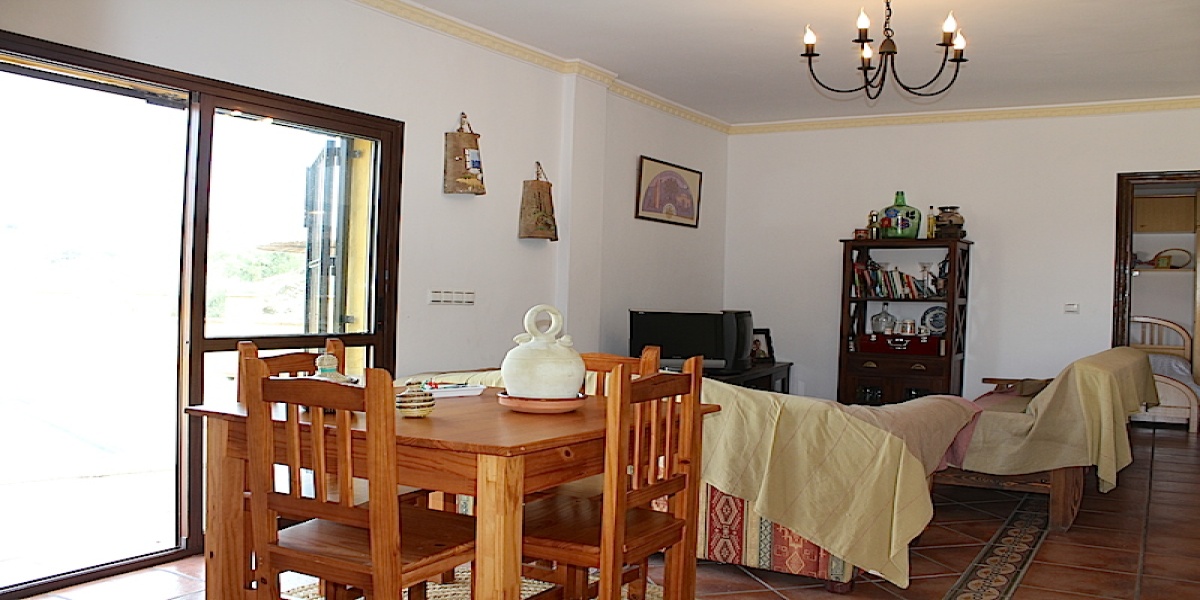 Camino de Sayalonga, Arenas, Malaga, Andalucia, Spain 29753, 2 Bedrooms Bedrooms, ,1 BathroomBathrooms,house/cottage,Vacation Rental,Camino de Sayalonga,4341