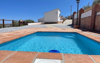Las Provincias, Alcaucin, Malaga, Andalucia, España 29711, 3 Bedrooms Bedrooms, ,2 BathroomsBathrooms,house/cottage,For Rent,Las Provincias,4352